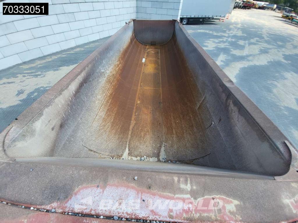 Fruehauf Lift Axle MOT 02/27 Photo 12