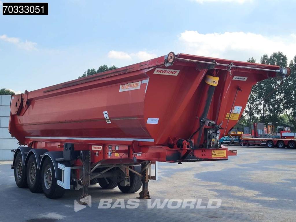 Fruehauf Lift Axle MOT 02/27 Photo 3