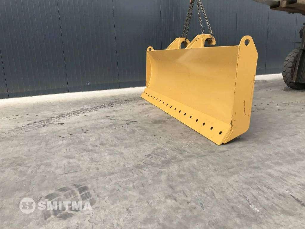 Komatsu QR Photo 9