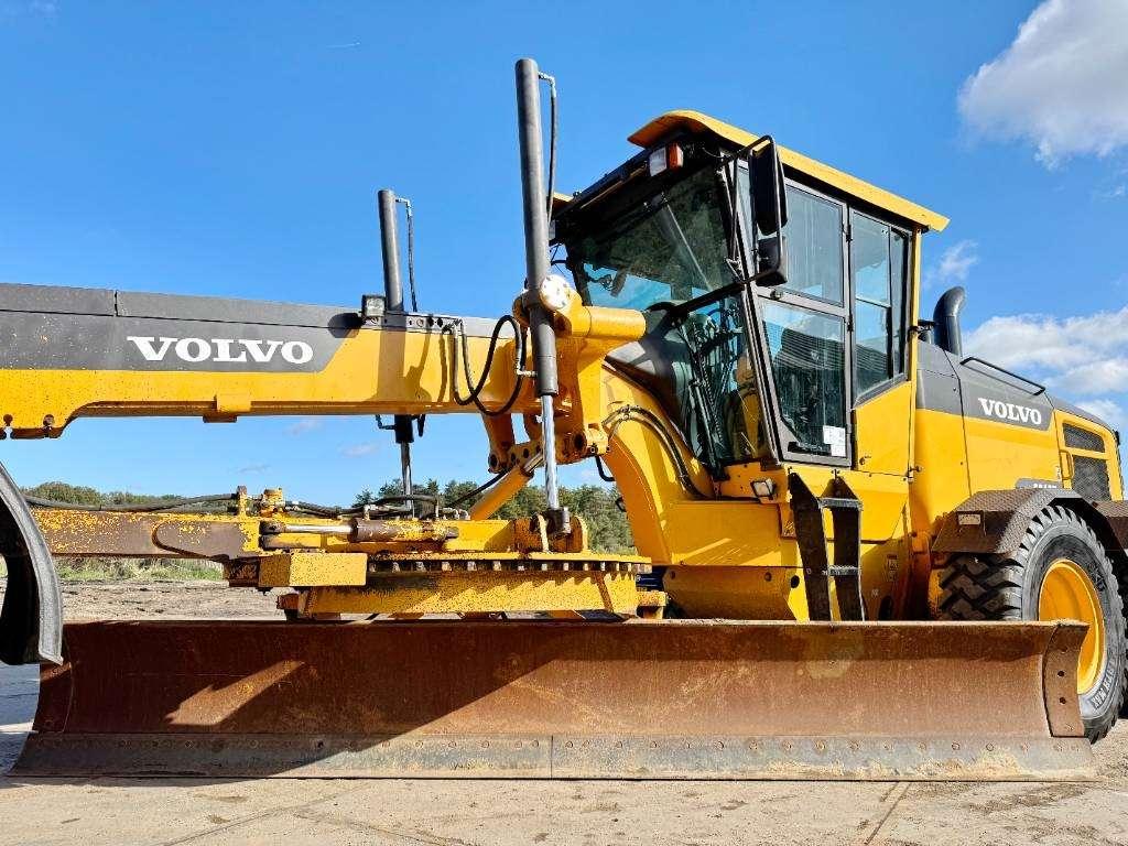 Volvo G960B - 4.90 Meter Blade / Backup Camera Photo 13
