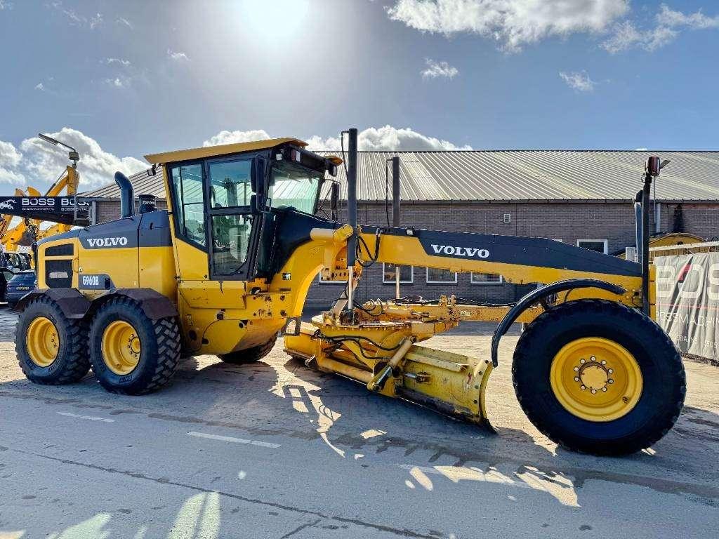 Volvo G960B - 4.90 Meter Blade / Backup Camera Photo 5