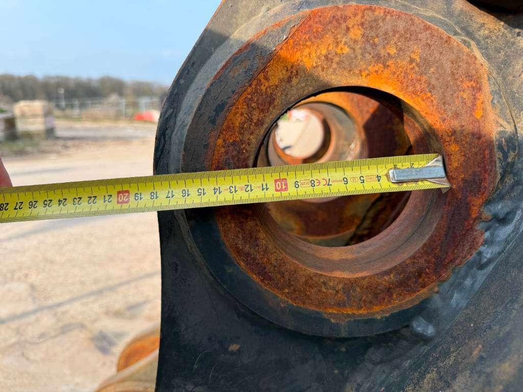 Caterpillar 988 Bucket - Good Overall Condition Photo 10