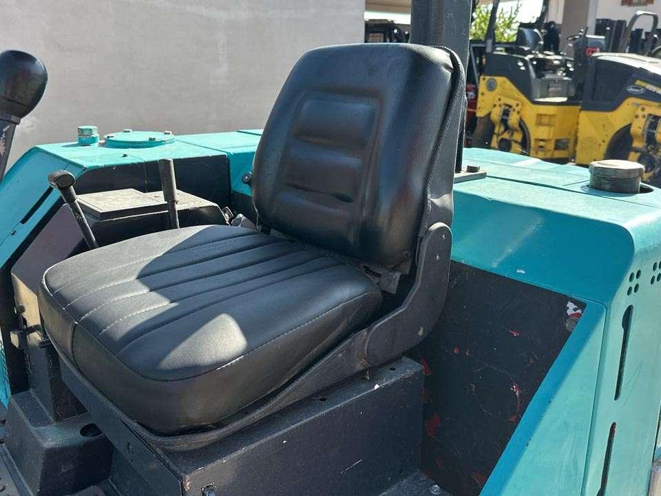 Kobelco SK 27 Photo 14