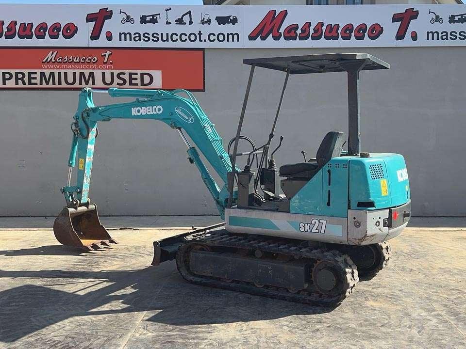 Kobelco SK 27 Photo 3