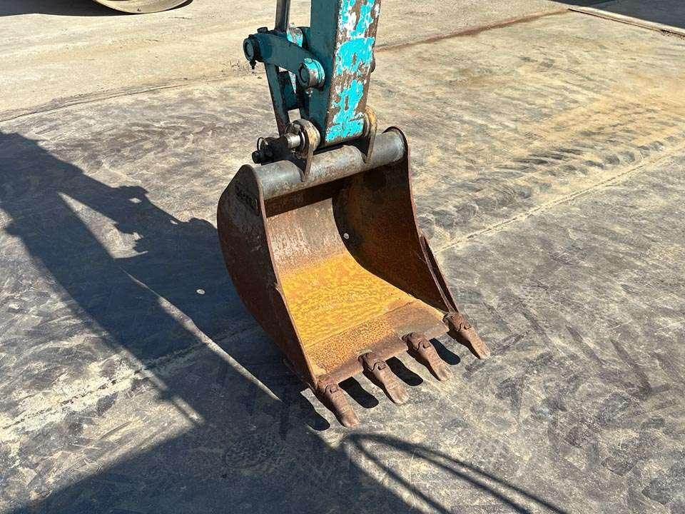 Kobelco SK 27 Photo 9