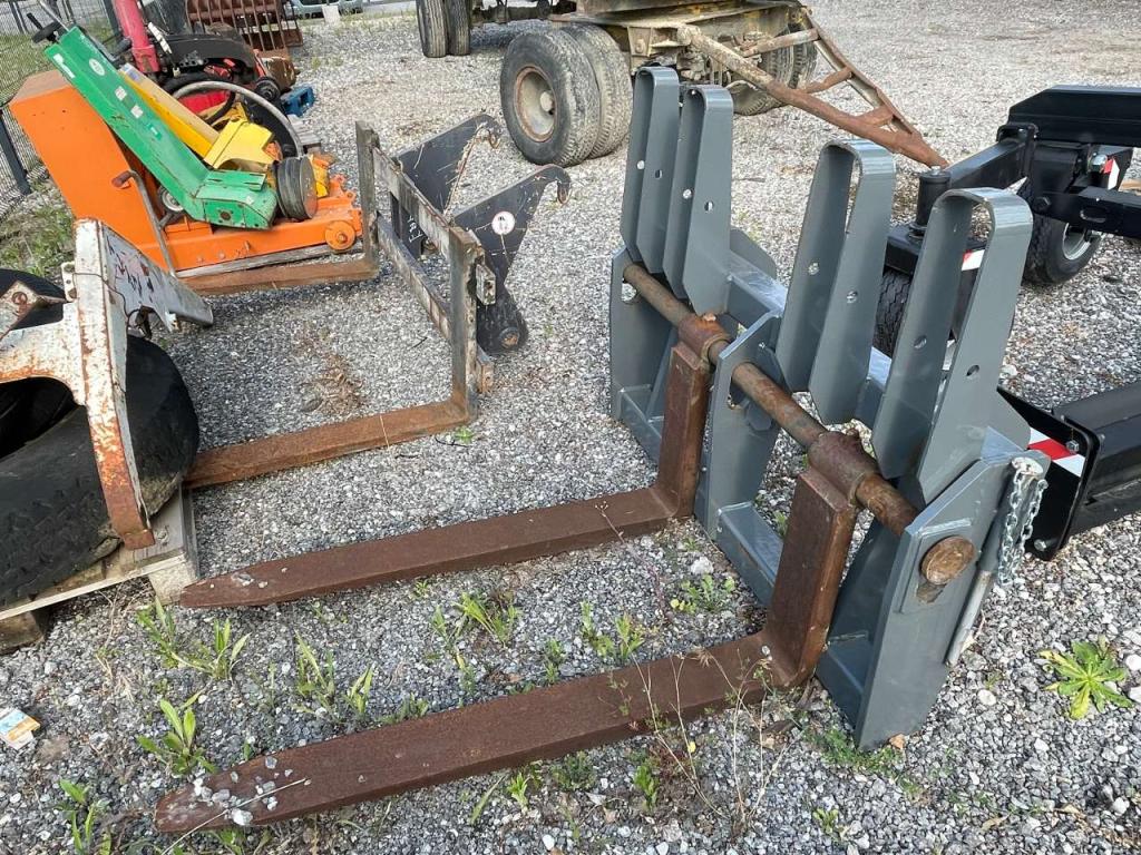 Terex Forks Photo 1