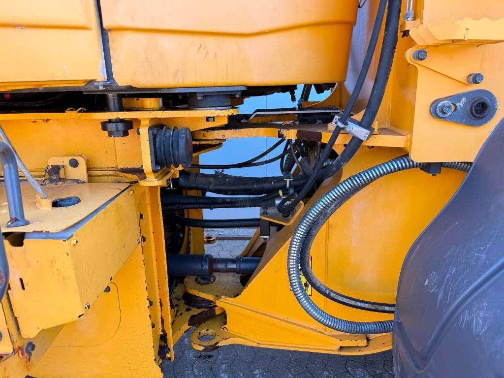 Volvo L70H - 3rd Function / Quick Coupler Photo 16