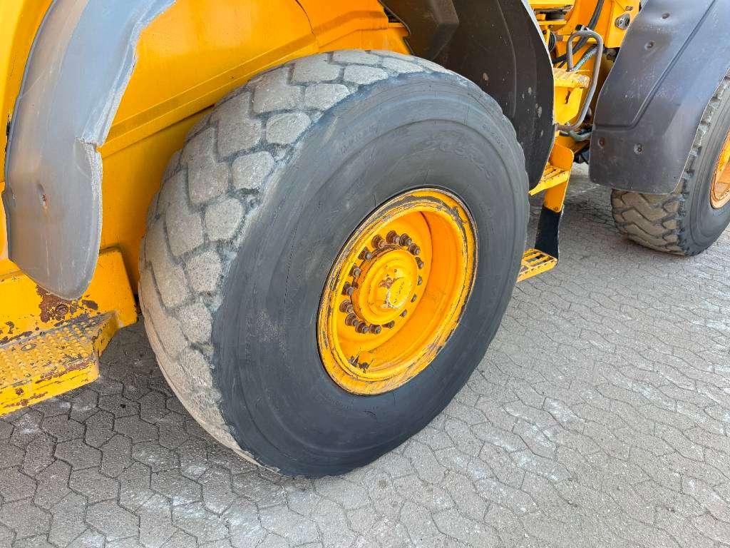 Volvo L70H - 3rd Function / Quick Coupler Photo 19