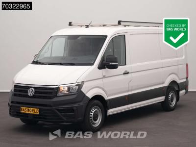 Volkswagen Crafter 140pk Laag Dak L3H2 ACC Navi Airco Parkeersensoren v+a Imperiaal Euro6 L2H1 A/C en vente par BAS World B.V.