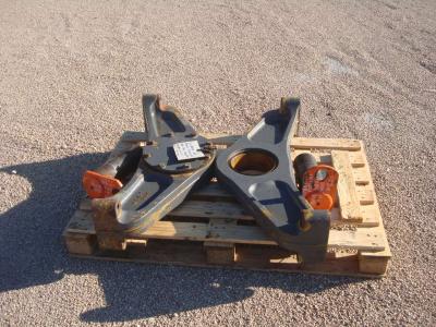 Support de pont arrière pour Hitachi W 220 en vente par OLM 90 Srl