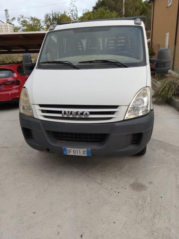 Iveco 35-12 Daily Photo 1