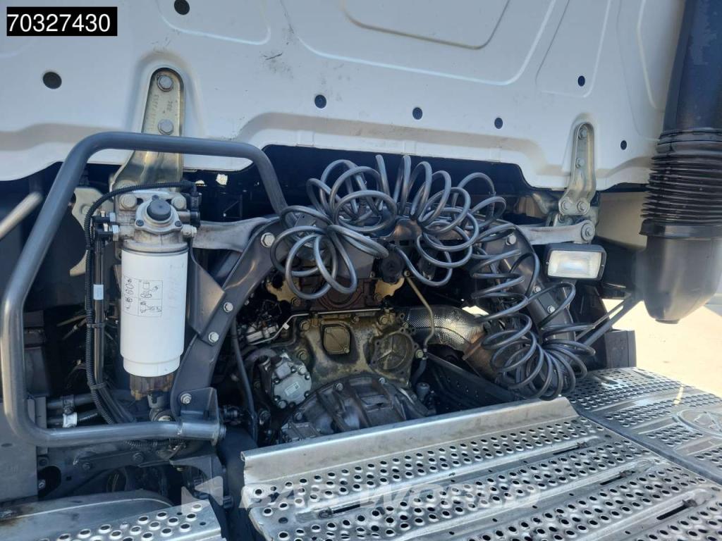 Mercedes Actros 1851 4X2 BigSpace 2x Tanks Standklima Photo 12