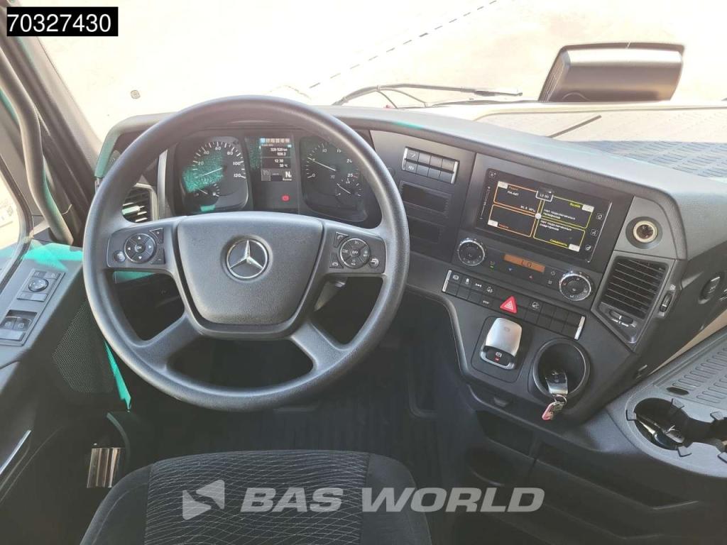 Mercedes Actros 1851 4X2 BigSpace 2x Tanks Standklima Photo 19