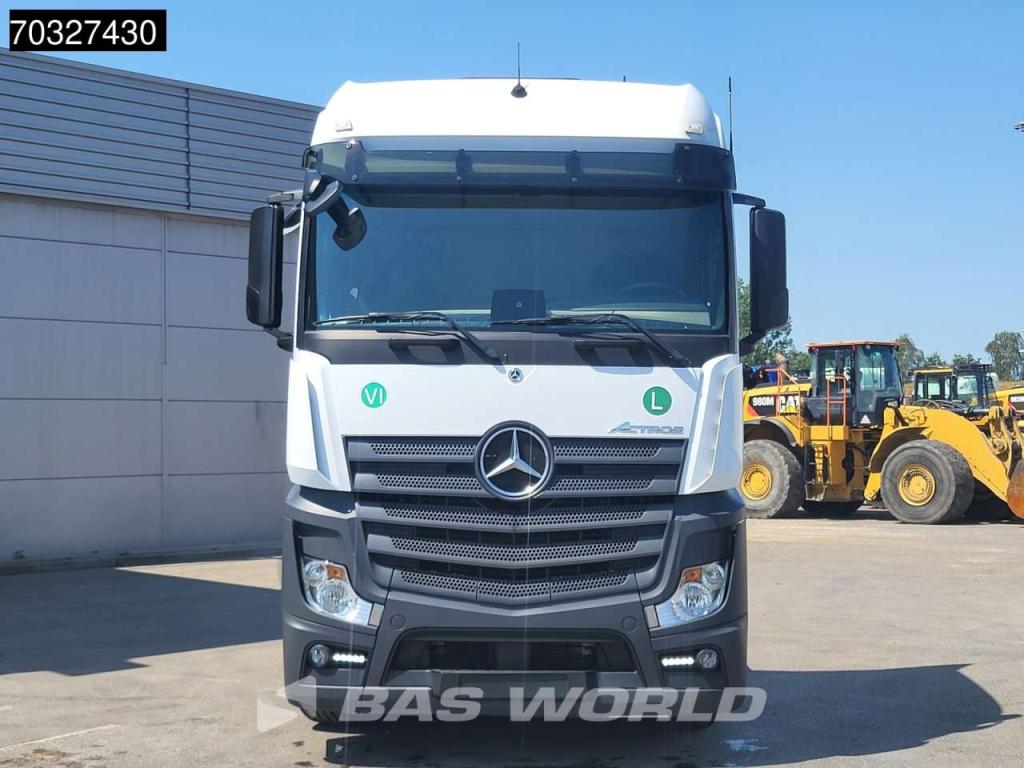 Mercedes Actros 1851 4X2 BigSpace 2x Tanks Standklima Photo 3