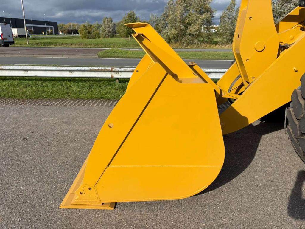 Caterpillar 950M Photo 10