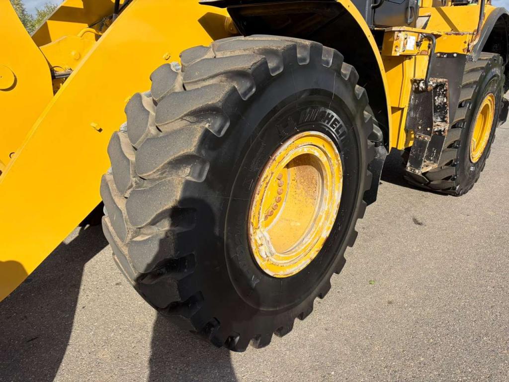 Caterpillar 950M Photo 11