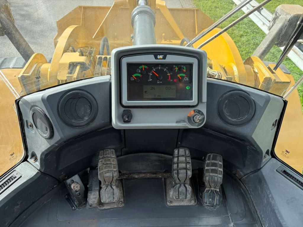 Caterpillar 950M Photo 17