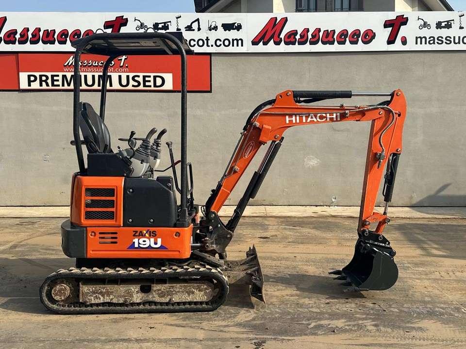 Hitachi ZX19U-6 YRL Photo 20