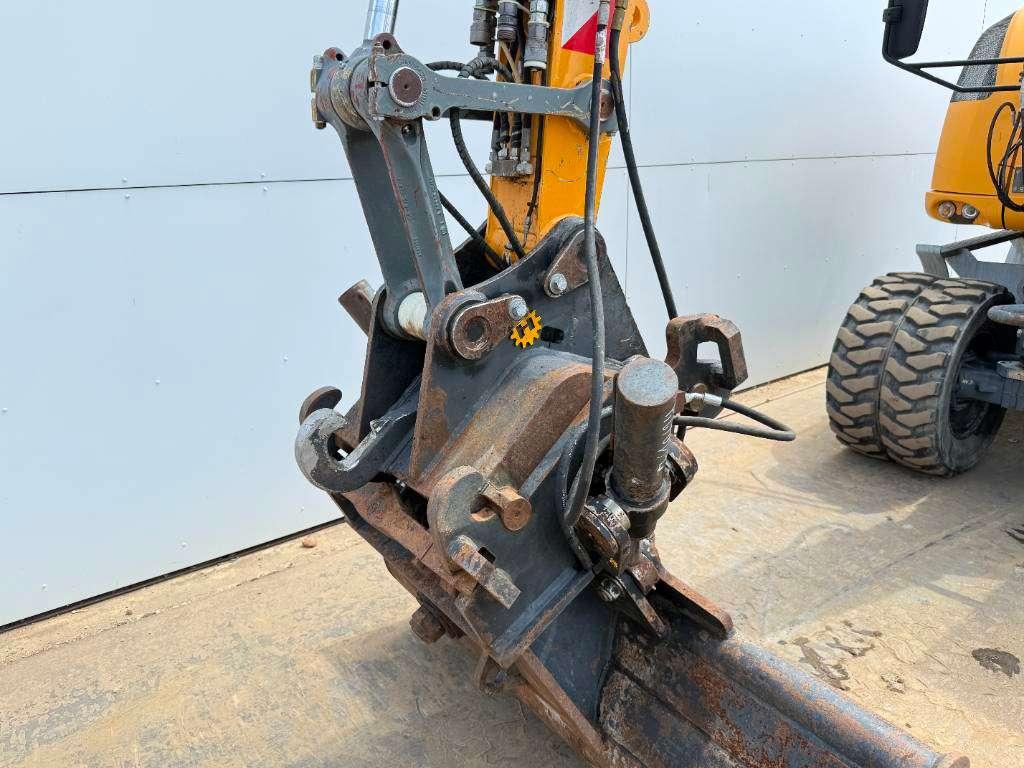 Liebherr A910 - Blade / Auto Greasing / Quick Coupler Photo 22