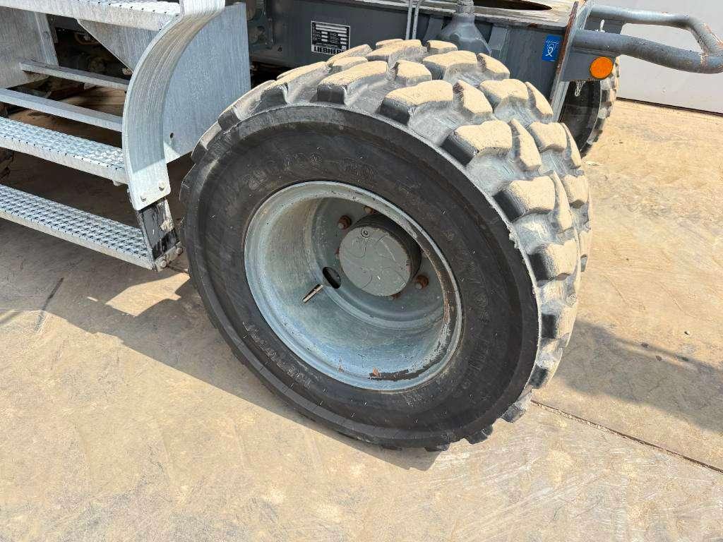 Liebherr A910 - Blade / Auto Greasing / Quick Coupler Photo 26