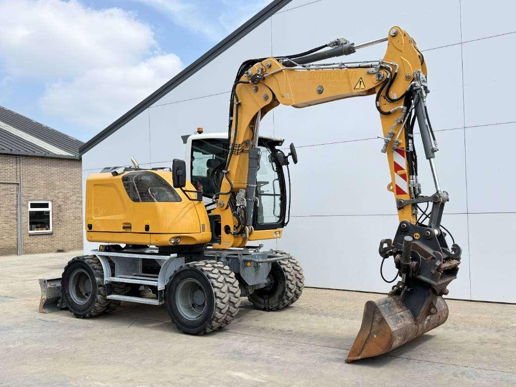 Liebherr A910 - Blade / Auto Greasing / Quick Coupler Photo 7