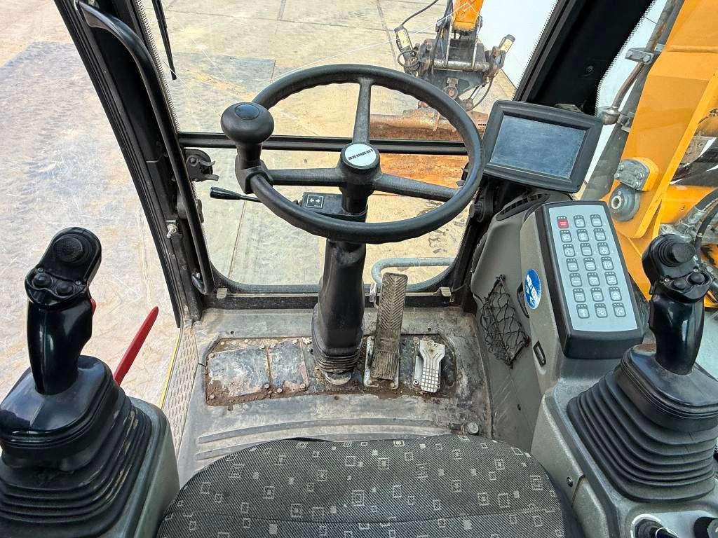 Liebherr A910 - Blade / Auto Greasing / Quick Coupler Photo 9