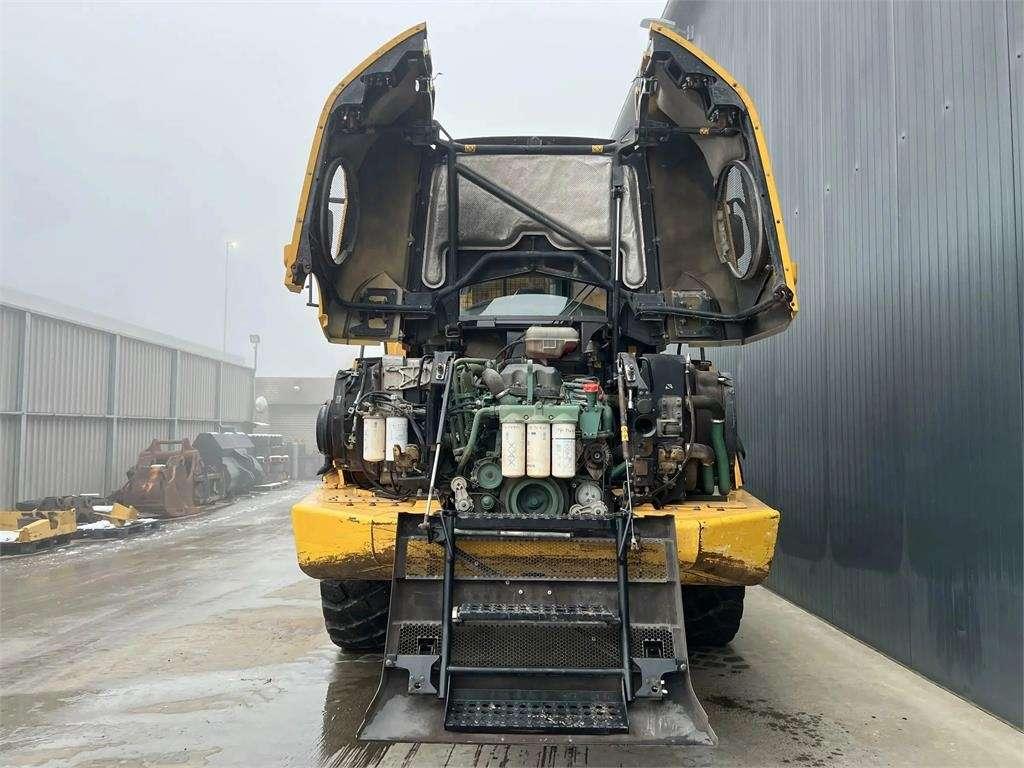 Volvo A30F Photo 9