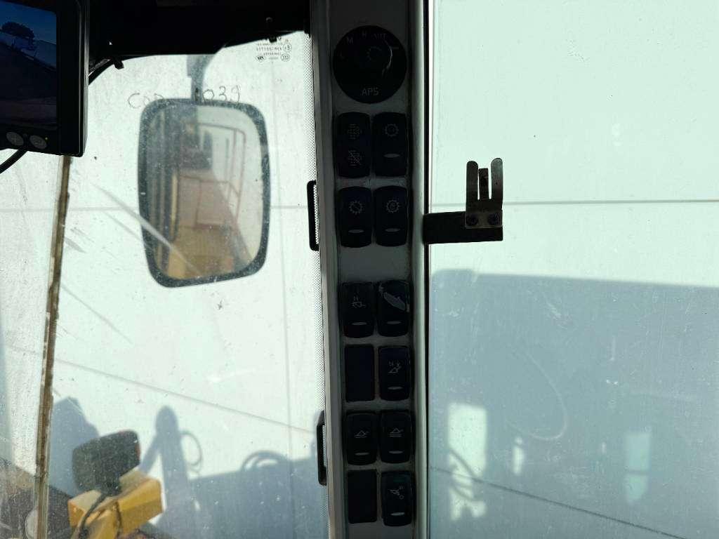 Volvo L150G - Automatic Greasing / CDC Steering Photo 12