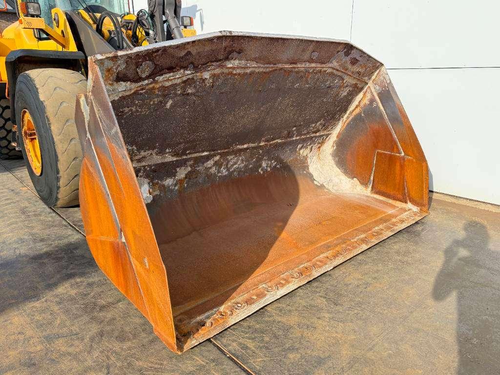 Volvo L150G - Automatic Greasing / CDC Steering Photo 25