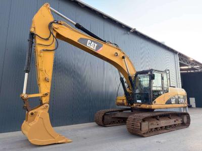 Caterpillar 320D L en vente par Smitma B.V.