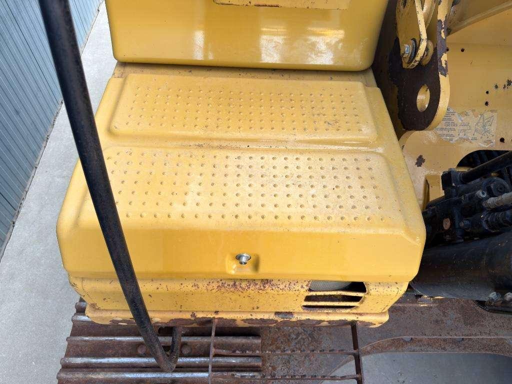 Caterpillar 320D L Photo 16