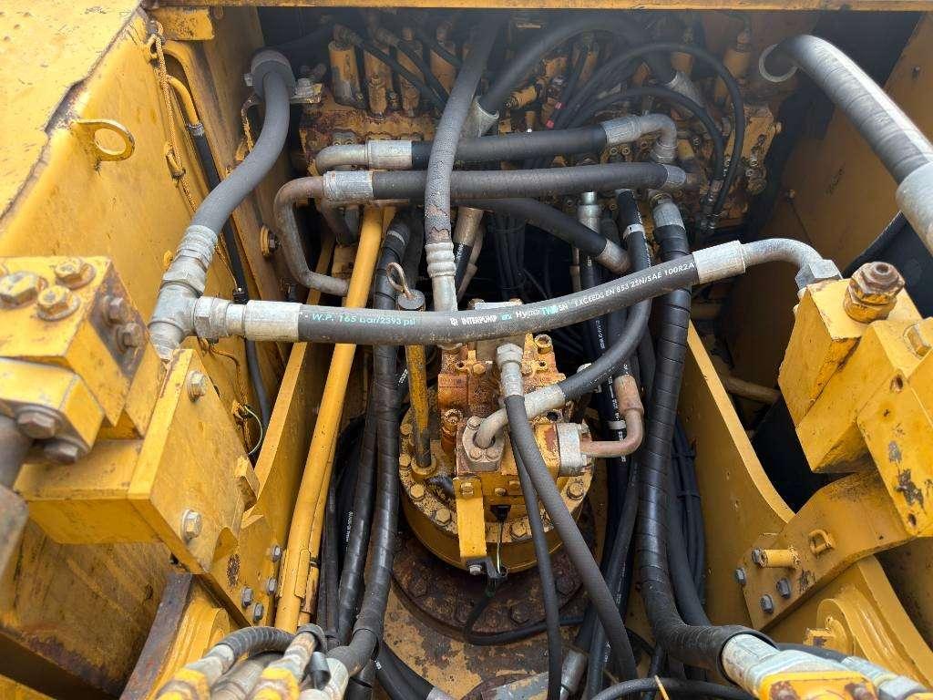 Caterpillar 320D L Photo 19