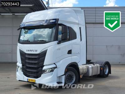 Iveco S-Way 490 4X2 Retarder Standairco 2xTanks ACC LED Navi Euro 6 en vente par BAS World B.V.