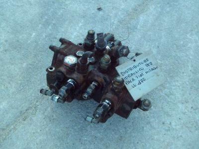 Distributeur hydraulique pour Fiat Hitachi W170 en vente par OLM 90 Srl