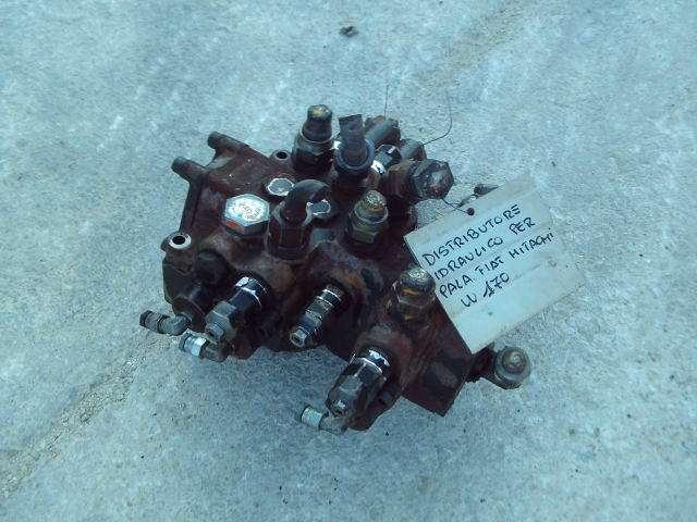 Distributeur hydraulique pour Fiat Hitachi W170 Photo 1