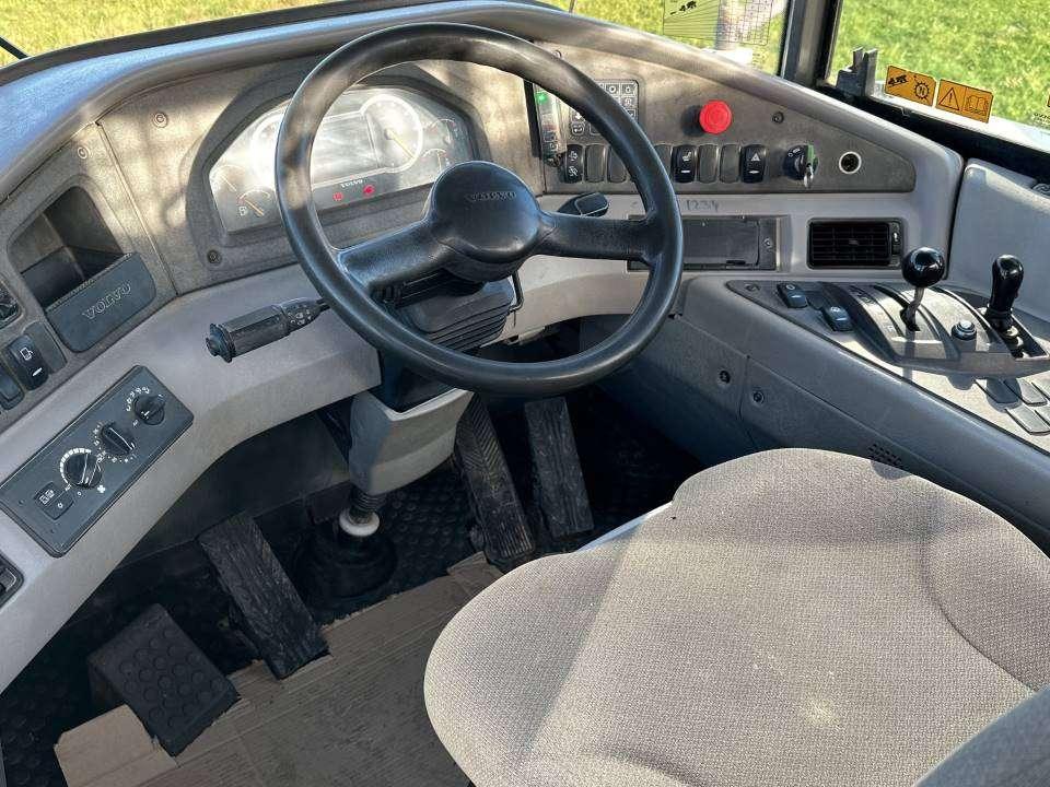 Volvo A30F 6x6 Photo 9