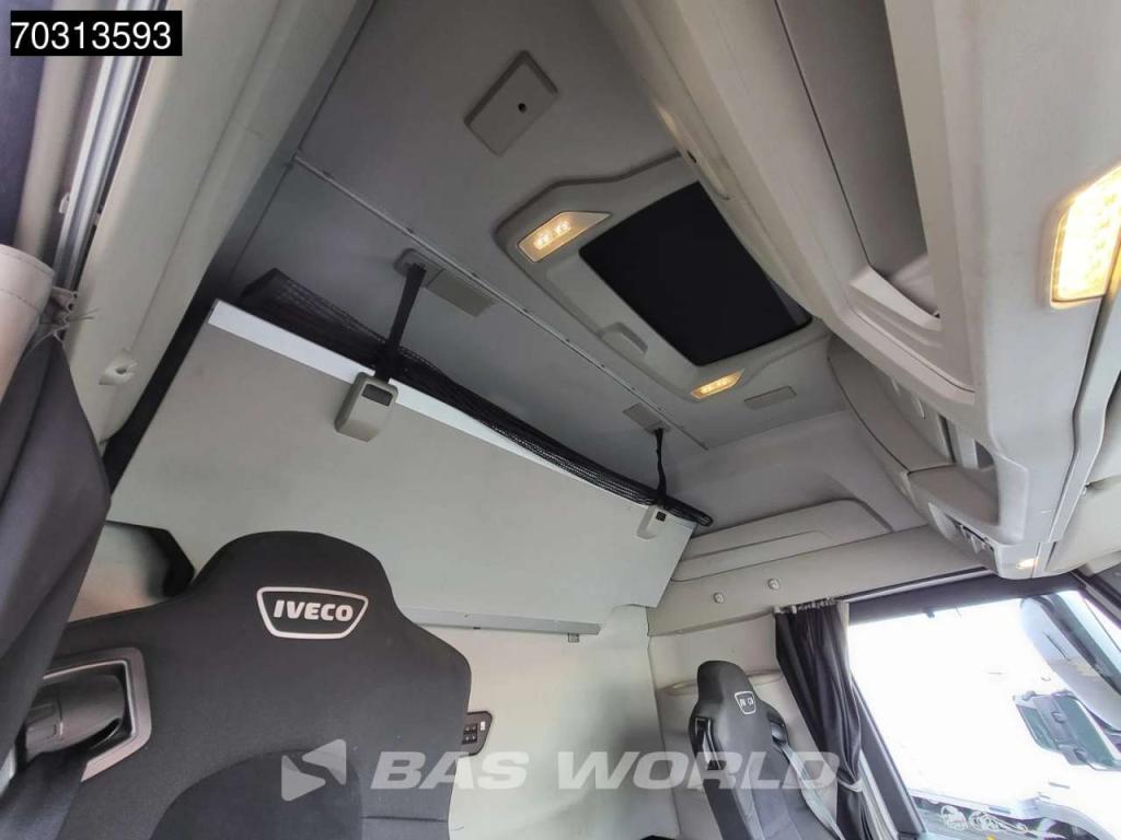 Iveco S-Way 570 4X2 Retarder 2xTanks Standklima Navi Photo 28