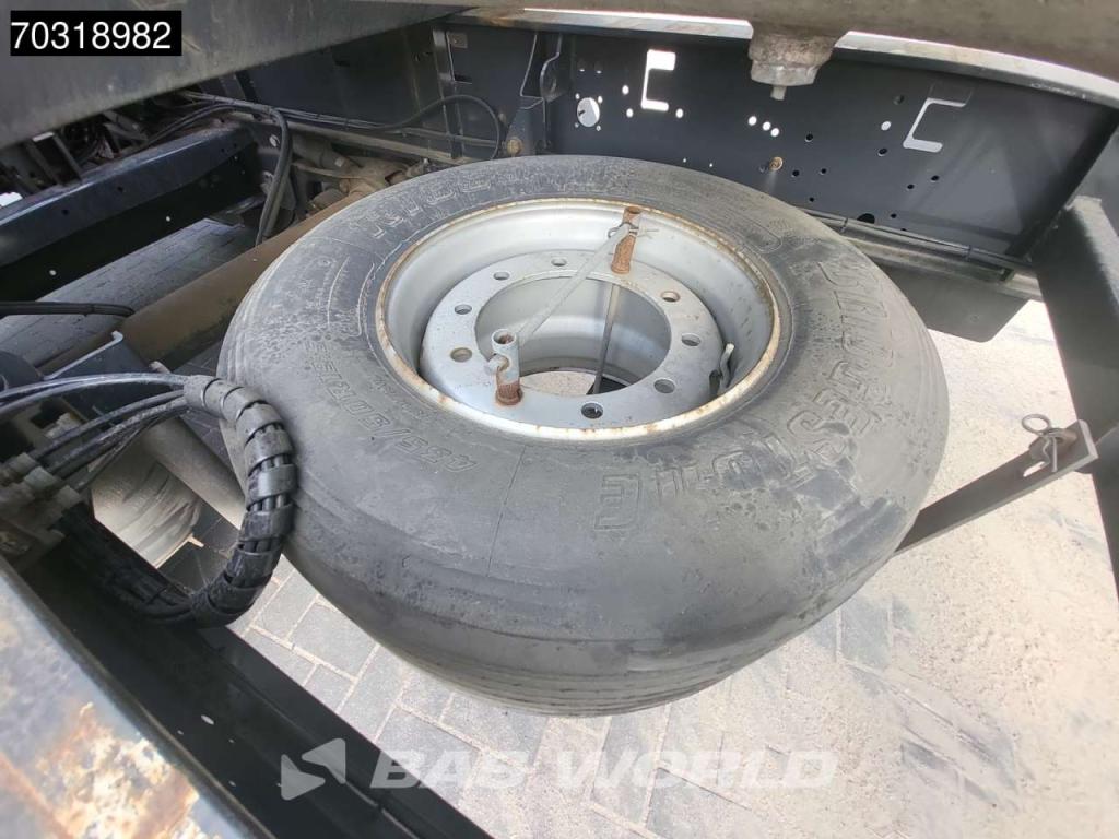 Kässbohrer 40ft Photo 26