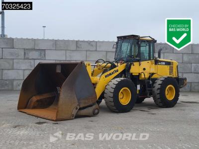 Komatsu WA320-6 en vente par BAS World B.V.