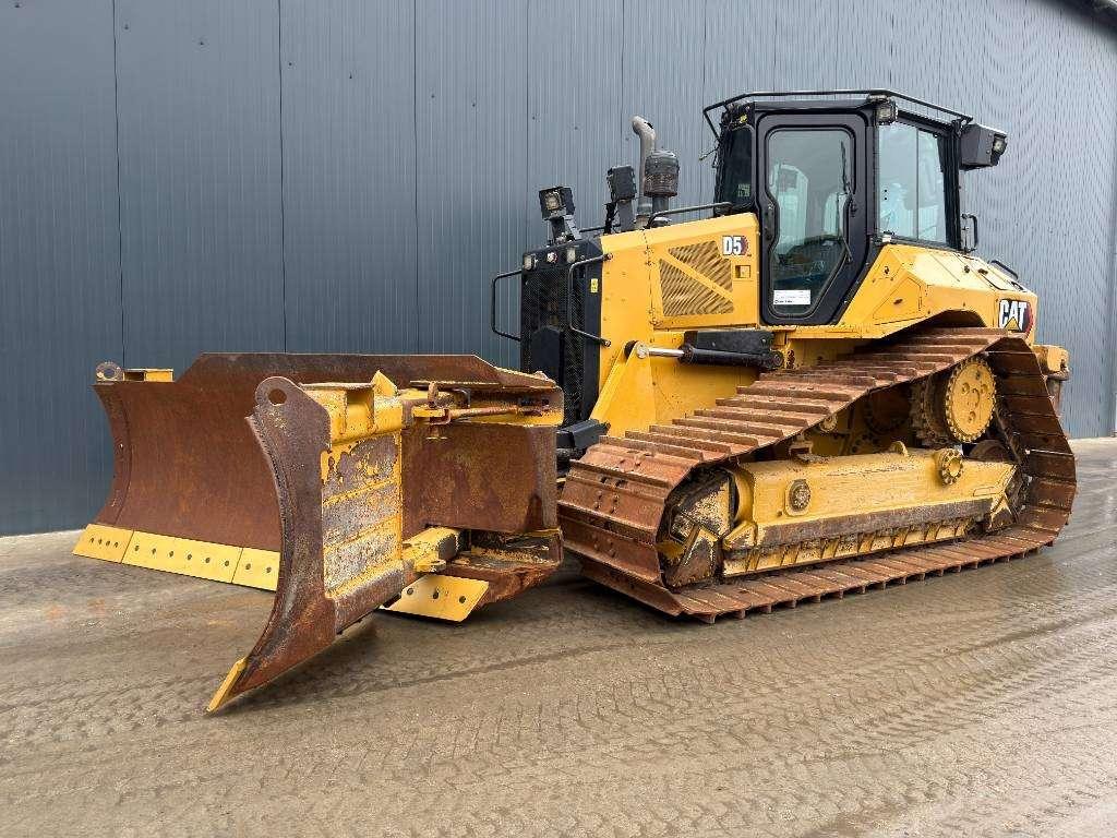 Caterpillar D5 LGP Photo 1