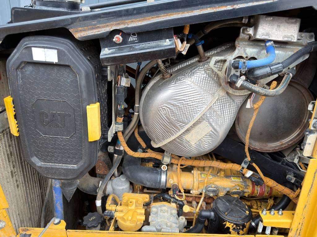 Caterpillar D5 LGP Photo 27