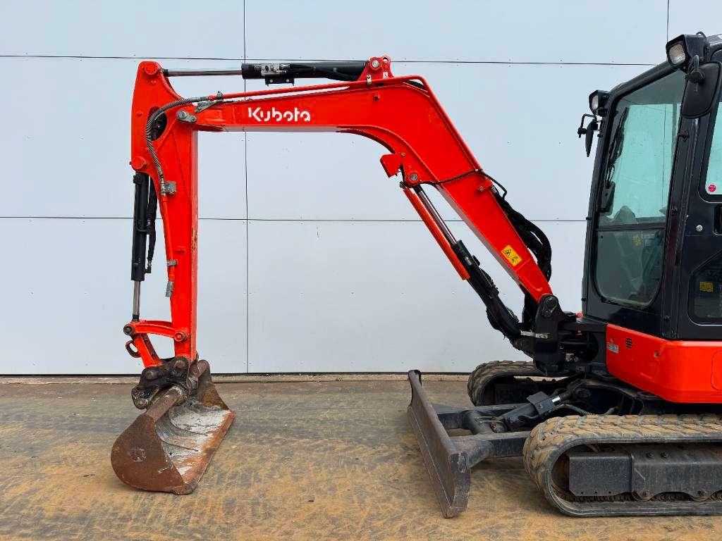 Kubota KX037-4 - Hammer Lines / Quick Coupler Photo 12