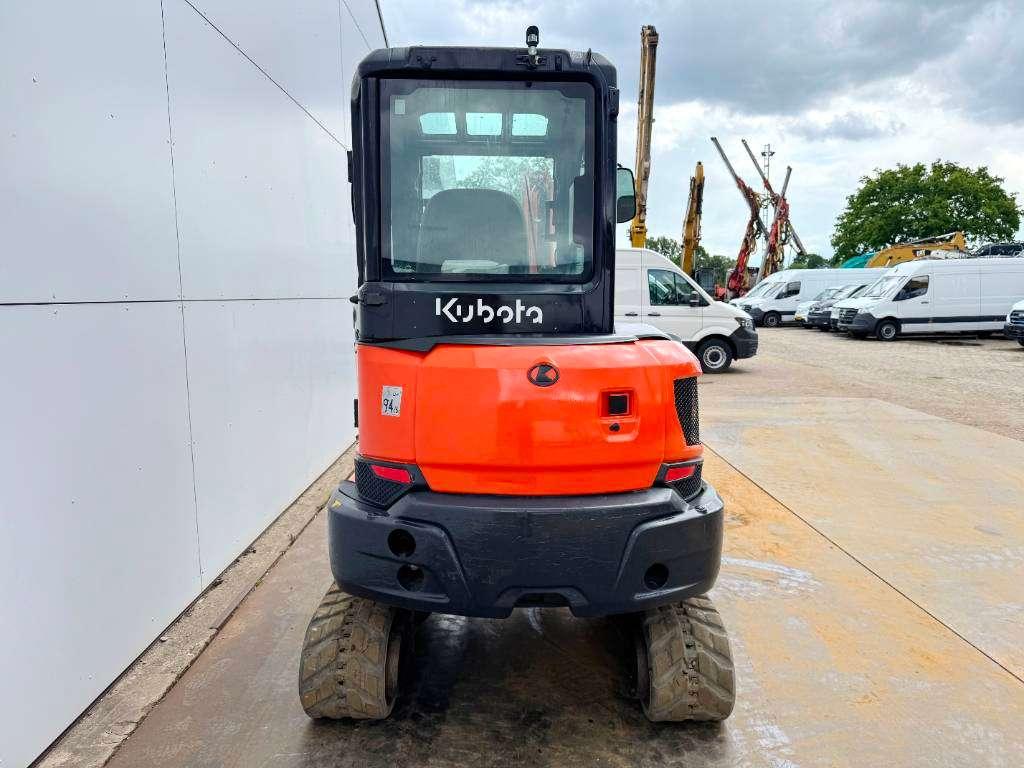 Kubota KX037-4 - Hammer Lines / Quick Coupler Photo 4