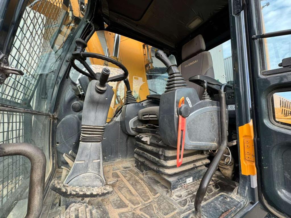 Hyundai Robex 180W-9A Photo 24
