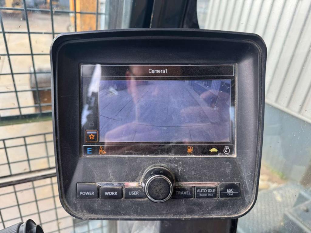 Hyundai Robex 180W-9A Photo 30