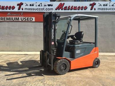 Toyota 8FBMT30 en vente par Massucco T. Srl