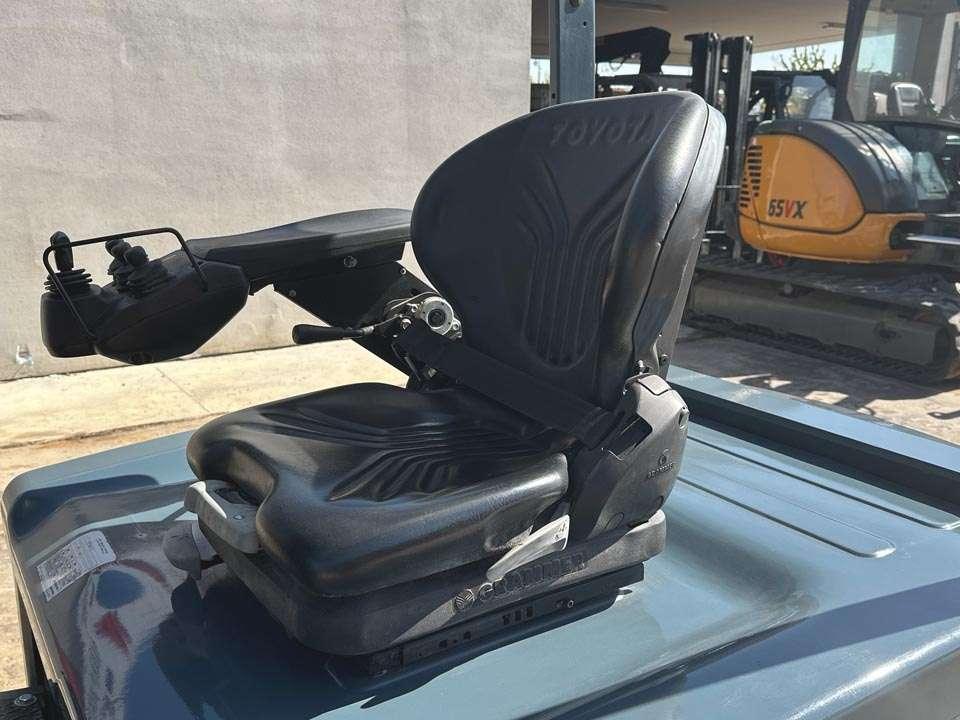 Toyota 8FBMT30 Photo 14