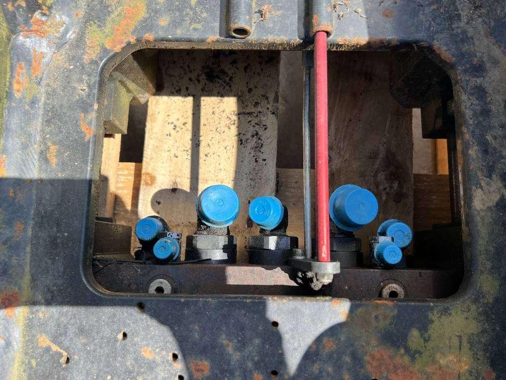 OilQuick OQ65 - M314F / M316F / M318F Photo 16