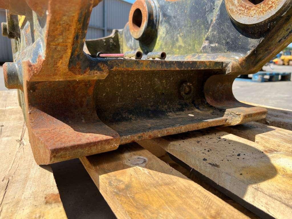 OilQuick OQ65 - M314F / M316F / M318F Photo 9