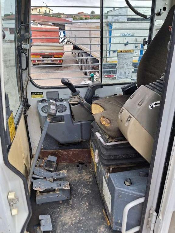 Takeuchi TB180FR Photo 6